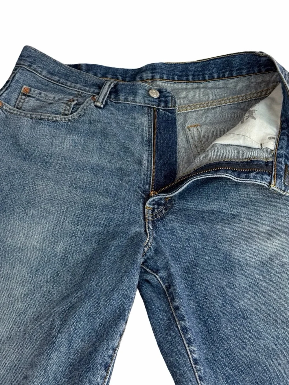 Levis description timeless